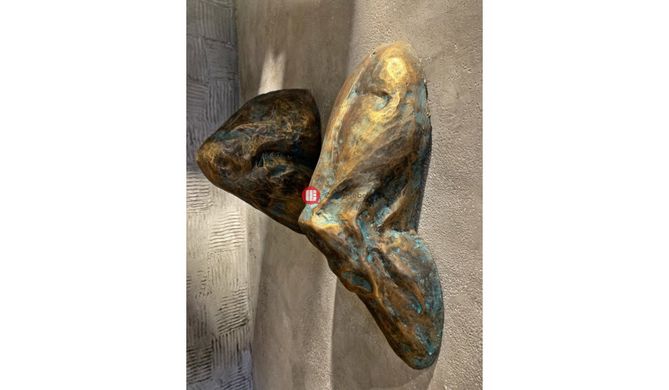 CentrMebel | Настінна скульптура Wall art man (cross arm) (мідний) 2